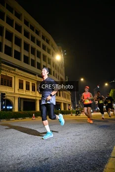 Runner Photo 5684004