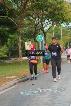 Runner Photo 5684005