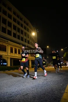 Runner Photo 5684017