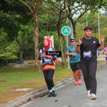 Runner Photo 5684020