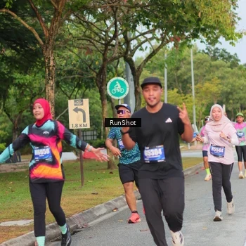 Runner Photo 5684037