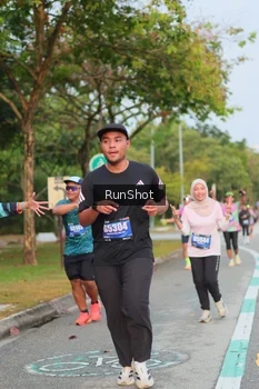 Runner Photo 5684065