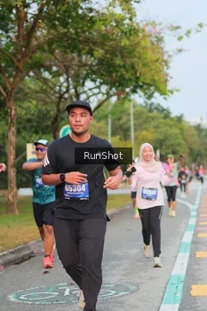 Runner Photo 5684068
