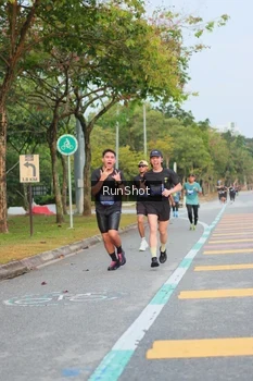 Runner Photo 5684076