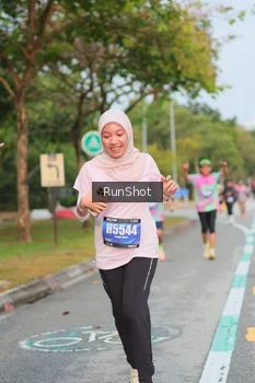 Runner Photo 5684090