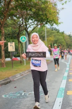 Runner Photo 5684091