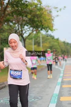 Runner Photo 5684094