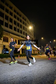 Runner Photo 5684100