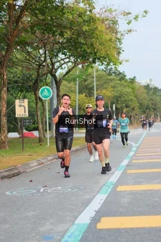 Runner Photo 5684101