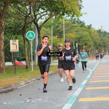 Runner Photo 5684106