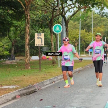 Runner Photo 5684111