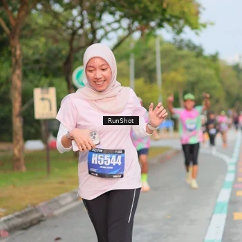 Runner Photo 5684122
