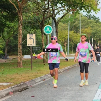 Runner Photo 5684123