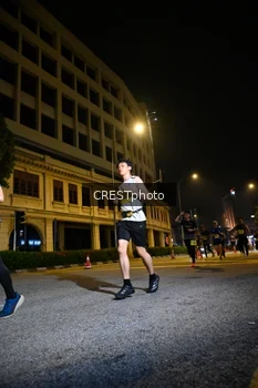 Runner Photo 5684151