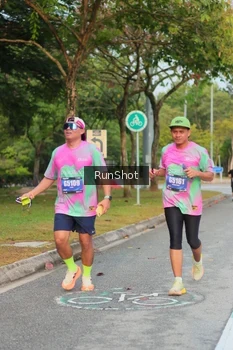 Runner Photo 5684159