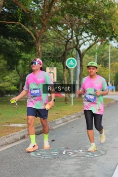 Runner Photo 5684166