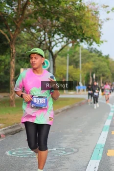 Runner Photo 5684198