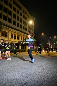 Runner Photo 5684202