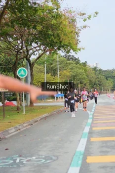 Runner Photo 5684203