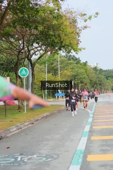 Runner Photo 5684210