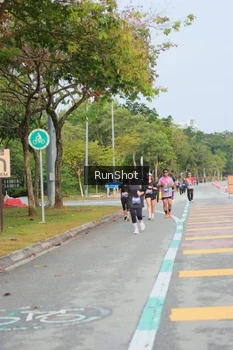 Runner Photo 5684224