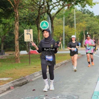 Runner Photo 5684239