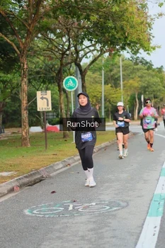 Runner Photo 5684256