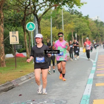 Runner Photo 5684298