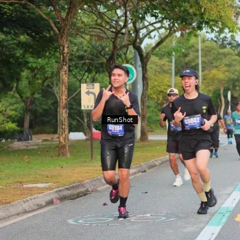 Runner Photo 5684314