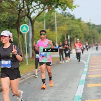 Runner Photo 5684318
