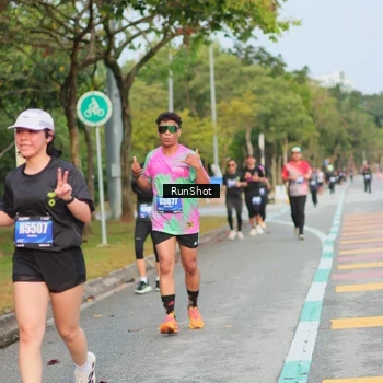 Runner Photo 5684320