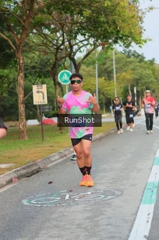 Runner Photo 5684347