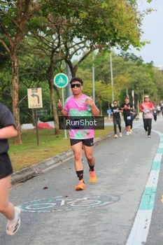 Runner Photo 5684348
