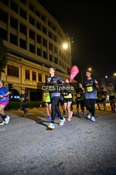 Runner Photo 5684353
