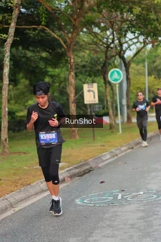 Runner Photo 5684392