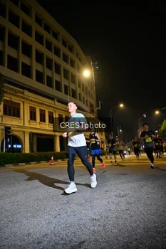 Runner Photo 5684423