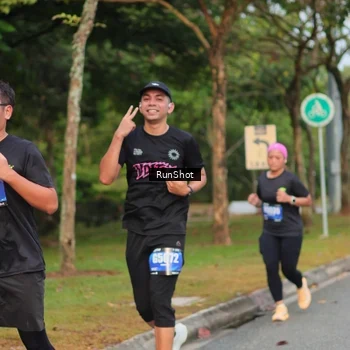 Runner Photo 5684474