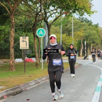 Runner Photo 5684572