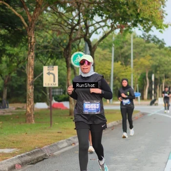 Runner Photo 5684573