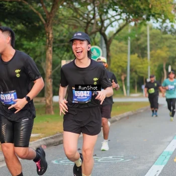 Runner Photo 5684583