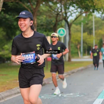 Runner Photo 5684667