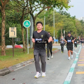 Runner Photo 5684678
