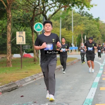 Runner Photo 5684693