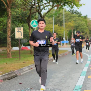 Runner Photo 5684700