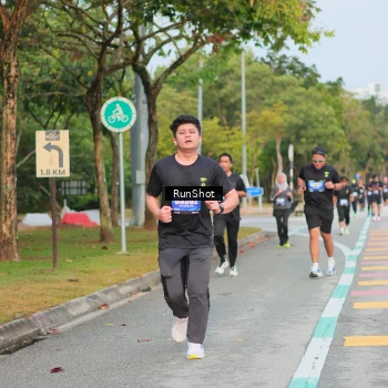 Runner Photo 5684704