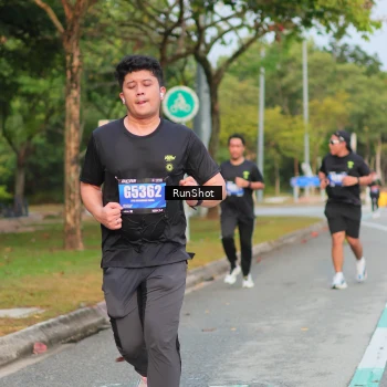 Runner Photo 5684719