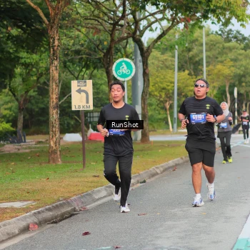Runner Photo 5684737