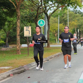 Runner Photo 5684740