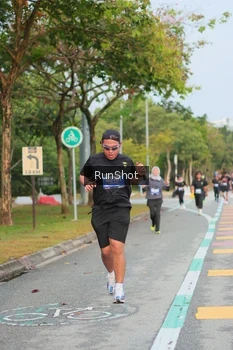Runner Photo 5684755