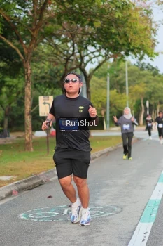 Runner Photo 5684773